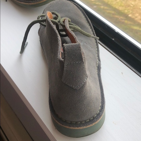 Men’s size 9 desert boots - Picture 3 of 3